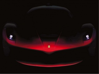 Първи снимки на Ferrari F70